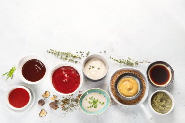 çeşitli soslar kâse 