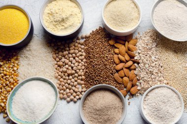 Çeşitli gluten ücretsiz un 
