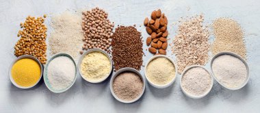 Çeşitli gluten ücretsiz un 