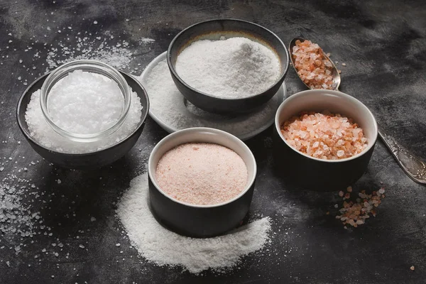 Різні види солі — стокове фото