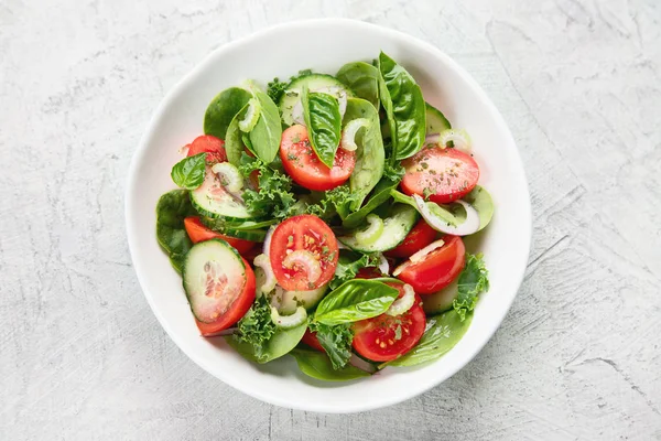 健康蔬菜沙拉 素食和素食菜单 清洁和排毒饮食理念 带复制空间的顶视图 — 图库照片