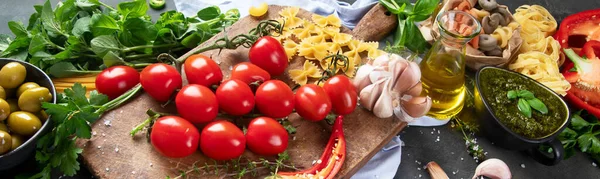 Italienische Lebensmittelzutaten Mit Pasta Gesunde Ernährung Panorama Banner — Stockfoto