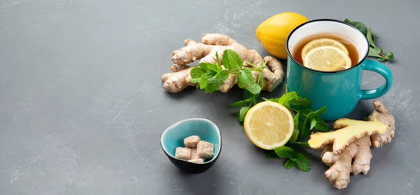 健康茶とレモンと生姜の根 パノラマ バナーコピースペース — ストック写真
