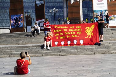 Liverpool taraftarları için bellek fotoğraflandı. 26 Mayıs, Kiev Ukrayna, ev sahipliği yapacak en büyük ve en prestijli Avrupa turnuva - Uefa Şampiyonlar Ligi Finalleri. Finalde Real Madrid Liverpool bir araya gelecek ve. 