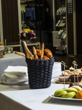 tablolar için aperatif servis