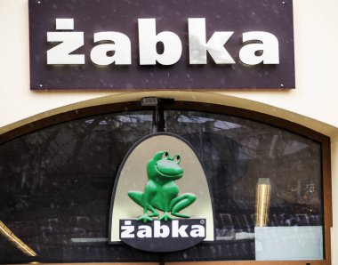 Polonya, Krakow - 19 Mart 2018: Zabka süpermarket logosu
