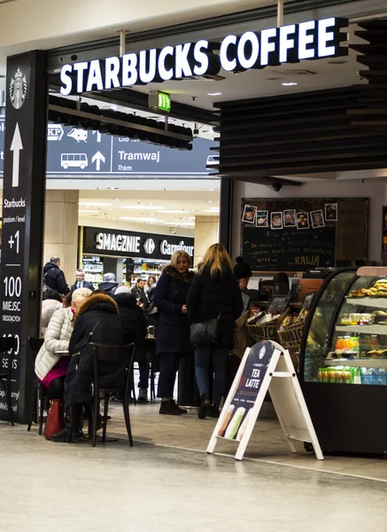 Поланд Краков Марта 2018 Года Starbucks Coffee Restaurant Galeria Krakowska — стоковое фото