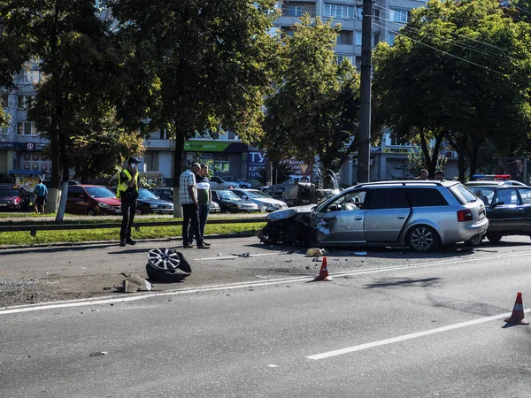 Borispyl Ukraina Sierpień 2018 Van Audi Pojazd Uderzył Siebie Borispyl — Zdjęcie stockowe