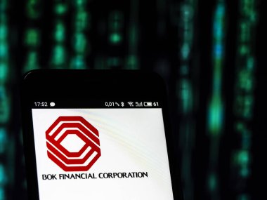 Kiev, Ukrayna - Sept 10,2 2018: gördün Bok Financial Corporation logosu görüntülenen bir akıllı telefon