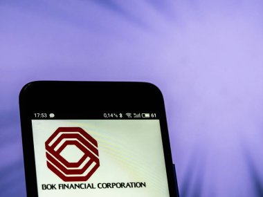 Kiev, Ukrayna - Sept 10,2 2018: gördün Bok Financial Corporation logosu görüntülenen bir akıllı telefon