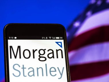 Kiev, Ukrayna - 12 Eylül 2018: Morgan Stanley logo akıllı telefon görüntülenen gördüm