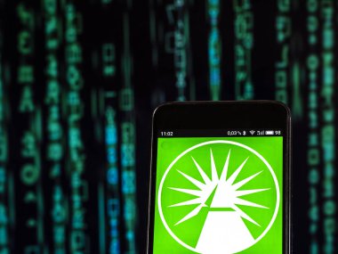 Kiev, Ukrayna 13 Eylül 2018: Fidelity Yatırım Finansal Hizmetleri companylogo akıllı telefon görüntülenen gördüm. Sadakat yatırımlar A.ş, genellikle sadakat adlandırılan bir çok uluslu finansal hizmetler şirketidir