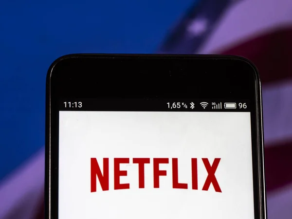 Kijów Ukraina Września 2018 Netflix Logo Widoczne Wyświetlane Smartfonie Netflix — Zdjęcie stockowe