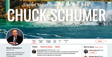 Chuck Schumer için heyecan sayfası. Charles Ellis Schumer üst düzey Birleşik Devletler senatörü New York, o ilk 1998 yılında seçildi bir koltuk olarak hizmet veren ABD'li siyasetçi olduğunu. Üyesi Demokrat Parti, aynı zamanda Senato azınlık oldu 