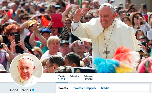 Twitter Сторінка Папи Римського — стокове фото