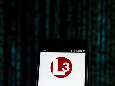 Kiev, Ukrayna - 25 Ekim 2018: L3 teknolojileri Havacılık ve savunma şirket logosu akıllı telefon görüntülenen gördüm. 