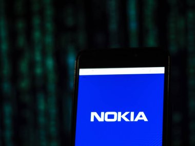 Kiev, Ukrayna - 9 Kasım 2018: Nokia telekomünikasyon şirket logosu akıllı telefon görüntülenen gördüm. Nokia Corporation'ın bir Fin çokuluslu telekomünikasyon şirketidir