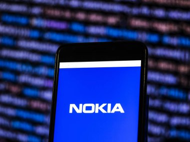 Kiev, Ukrayna - 9 Kasım 2018: Nokia telekomünikasyon şirket logosu akıllı telefon görüntülenen gördüm. Nokia Corporation'ın bir Fin çokuluslu telekomünikasyon şirketidir