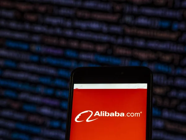 Κίεβο Ουκρανία Οκτ 2018 Λογότυπο Alibaba Δει Εμφανίζεται Ένα Έξυπνο — Φωτογραφία Αρχείου