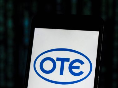 Kiev, Ukrayna - 21 Kasım 2018: Ote telekomünikasyon şirket logosu akıllı telefon görüntülenen gördüm. Yunan telekomünikasyon Örgütü S.A. baskın telekomünikasyon sağlayıcısıdır Yunanistan. 