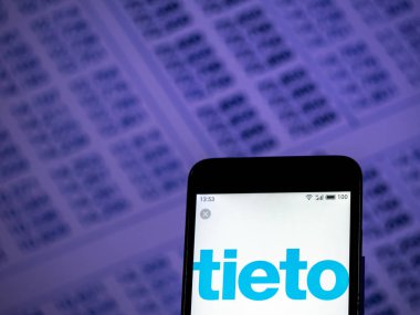 Kiev, Ukrayna - 4 Aralık 2018: Tieto şirket logosu akıllı telefon görüntülenen gördüm
