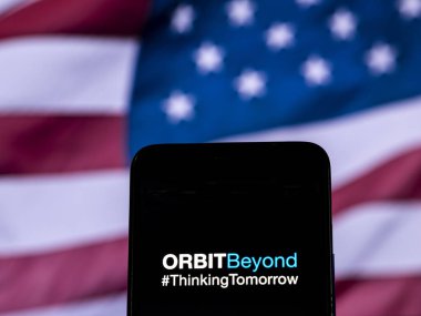 Kiev, Ukrayna - 9 Aralık 2018: Orbit ötesinde, Inc logo akıllı telefon görüntülenen gördüm. Bu şirket Nasa teslimat hizmetleri ticari ay yük hizmetleri aracılığıyla ay yüzeyine için teklif için uygun olup