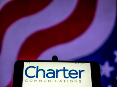 Kiev, Ukrayna - 12 Aralık 2018: Charter iletişim telekomünikasyon şirket logosu akıllı telefon görüntülenen gördüm.