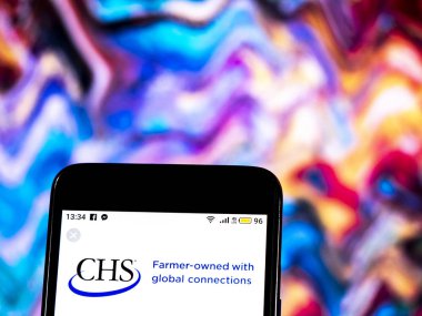 Kiev, Ukrayna - 14 Aralık 2018: Chs Inc logo akıllı telefon görüntülenen gördüm.