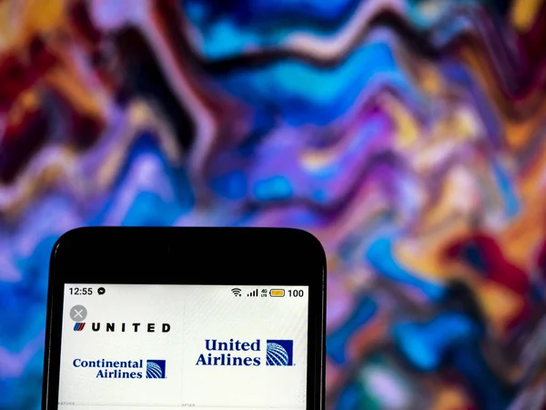 Київ Україна Грудня 2018 United Airlines Логотип Бачив Відображене Смарт — стокове фото