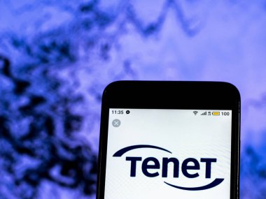 Kiev, Ukrayna - 18 Aralık 2018: Öğreti sağlık şirket logosu akıllı telefon görüntülenen gördüm