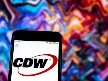 Kiev, Ukrayna - 19 Aralık 2018: Kasko şirketi logo akıllı telefon görüntülenen gördüm