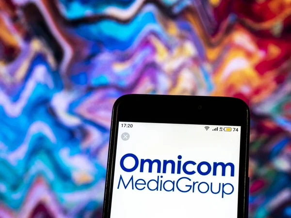 키예프 우크라이나 2018 Omnicom 미디어 로고는 스마트 — 스톡 사진