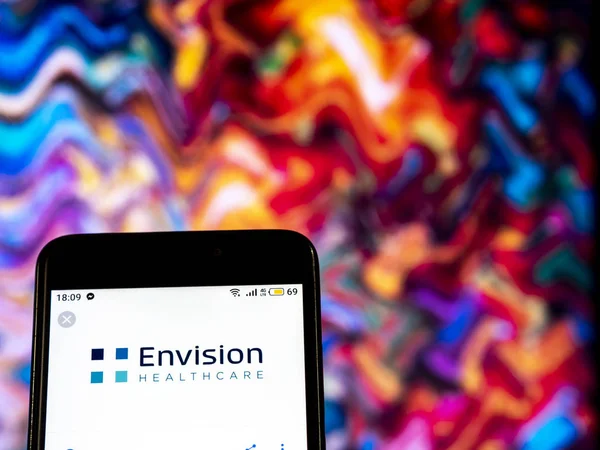 Kiev, Ukrayna - 19 Aralık 2018: Sağlık sağlık öngörülüyor şirket logosu akıllı telefon görüntülenen gördüm