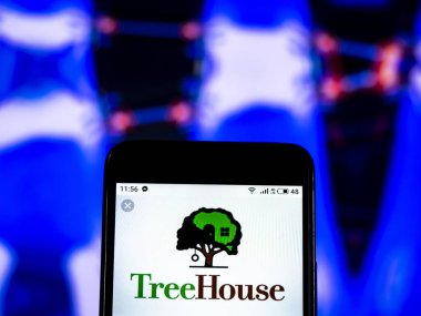 Kiev, Ukrayna - Jan 1, 2019: Treehouse şirket logosu akıllı telefon görüntülenen gördüm