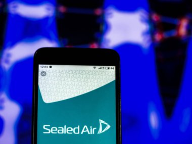 Kiev, Ukrayna - Jan 1, 2019: Kapalı hava şirket logosu akıllı telefon görüntülenen gördüm