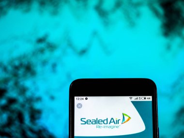 Kiev, Ukrayna - Jan 1, 2019: Kapalı hava şirket logosu akıllı telefon görüntülenen gördüm