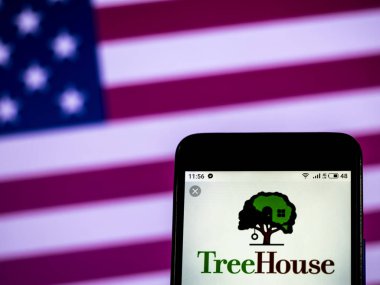 Kiev, Ukrayna - Jan 1, 2019: Treehouse şirket logosu akıllı telefon görüntülenen gördüm