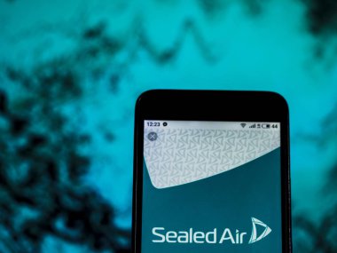 Kiev, Ukrayna - Jan 1, 2019: Kapalı hava şirket logosu akıllı telefon görüntülenen gördüm