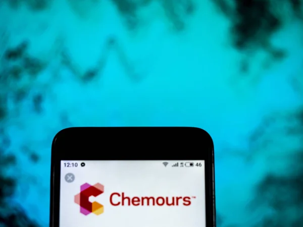 Kiew Ukraine Januar 2019 Das Firmenlogo Des Chemiekonzerns Chemours Auf — Stockfoto