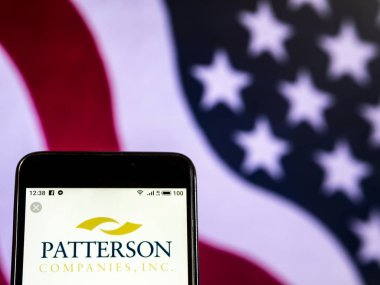 Kiev, Ukrayna - Jan 4, 2019: Patterson şirketleri logo akıllı telefon görüntülenen gördüm