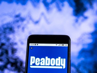 Kiev, Ukrayna - Jan 4, 2019: Peabody enerji kömür madenciliği şirket logosu akıllı telefon görüntülenen gördüm