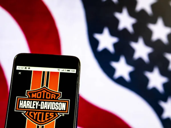 Kiev Ukraine Janeiro 2019 Logotipo Harley Davidson Company Exibido Smartphone — Fotografia de Stock
