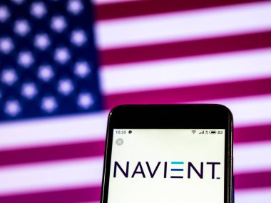 Kiev, Ukrayna - 7 Ocak 2019: Navient şirket logosu akıllı telefon görüntülenen gördüm