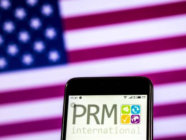 Kiev, Ukrayna - 7 Ocak 2019: Prm Internationa şirket logosu akıllı telefon görüntülenen gördüm
