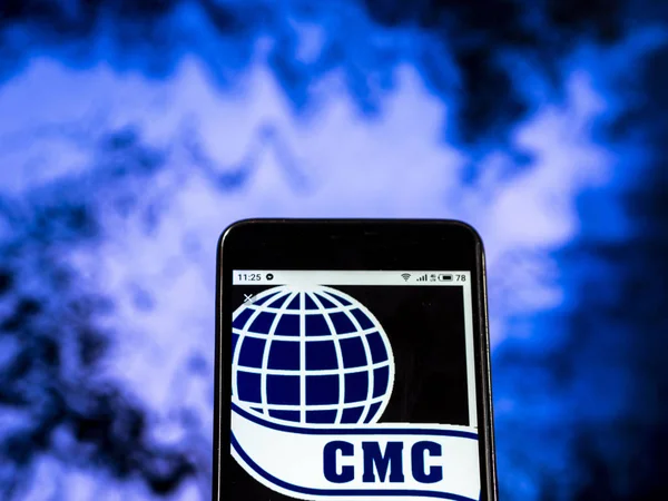 Kiev, Ukrayna - 7 Ocak 2019: Ticari metaller şirket logosu akıllı telefon görüntülenen gördüm