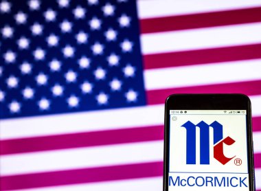 Kiev, Ukrayna - 7 Ocak 2019: Mccormick ve şirket logosu akıllı telefon görüntülenen gördüm