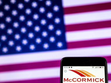Kiev, Ukrayna - 7 Ocak 2019: Mccormick ve şirket logosu akıllı telefon görüntülenen gördüm