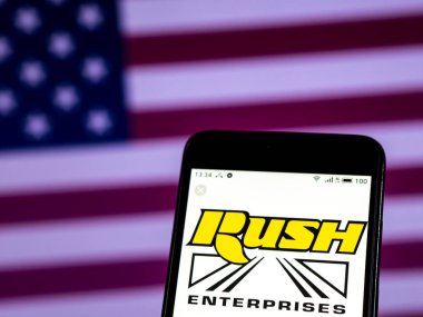 Kiev, Ukrayna - 8 Ocak 2019: Rush şirketler ticari şirket logosu akıllı telefon görüntülenen gördüm.