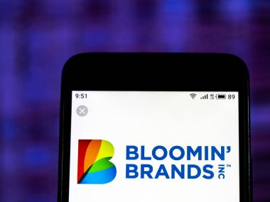 Kiev, Ukrayna - 10 Jan 2019: Markalar misafirperverliği geçiyor şirket logosu akıllı telefon görüntülenen gördüm.