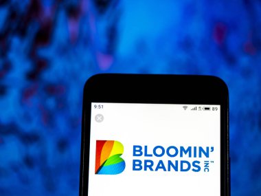 Kiev, Ukrayna - 10 Jan 2019: Markalar misafirperverliği geçiyor şirket logosu akıllı telefon görüntülenen gördüm.